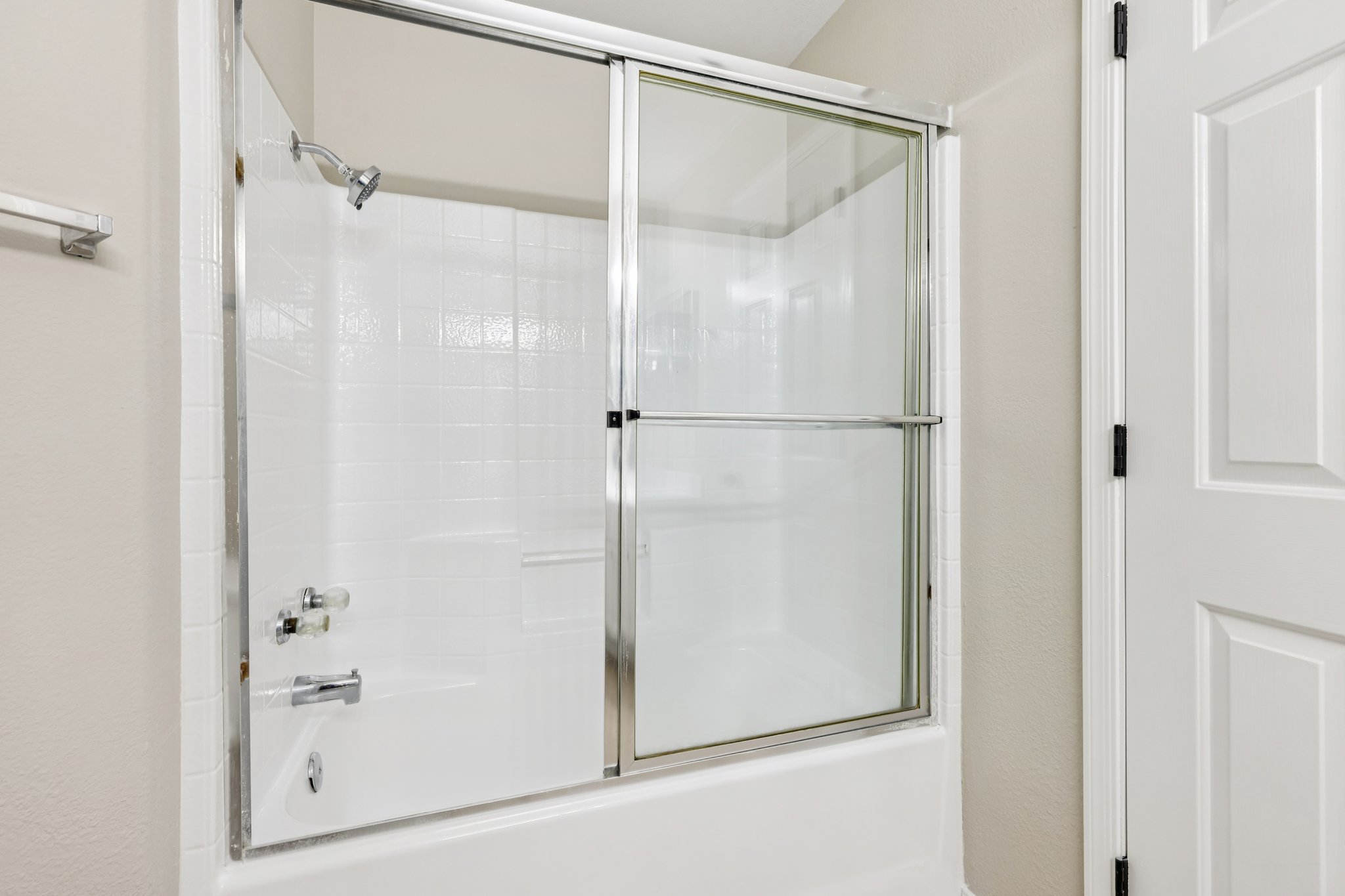 Brookmere Dr-S1703-027.jpg