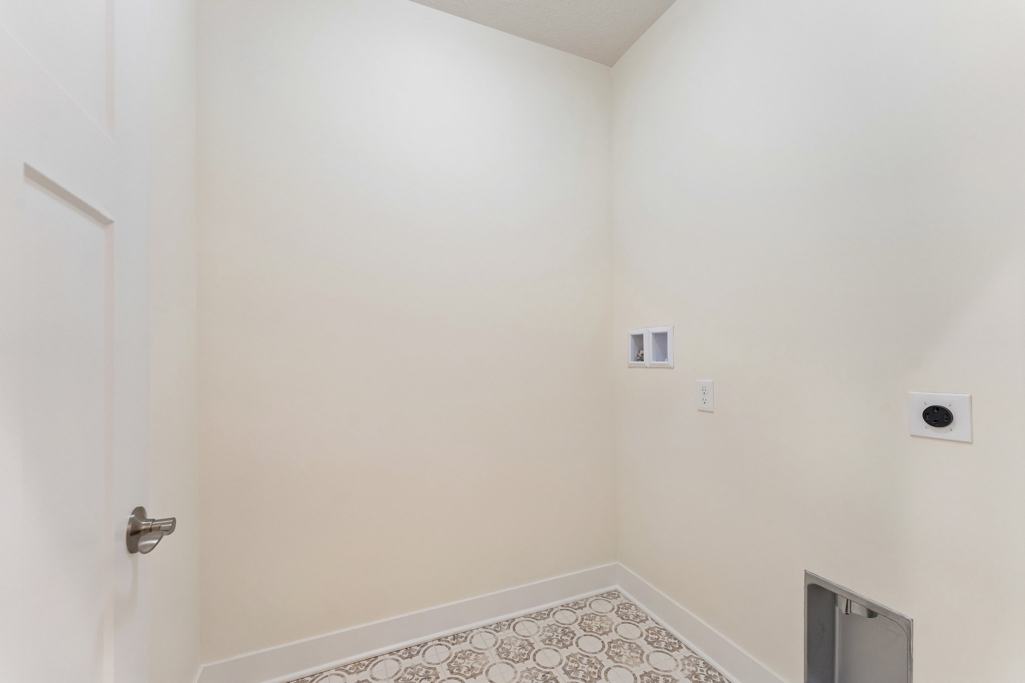 5129 Raven Oaks Dr_027.jpg
