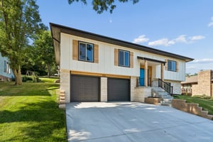 5129 Raven Oaks Dr_002.jpg