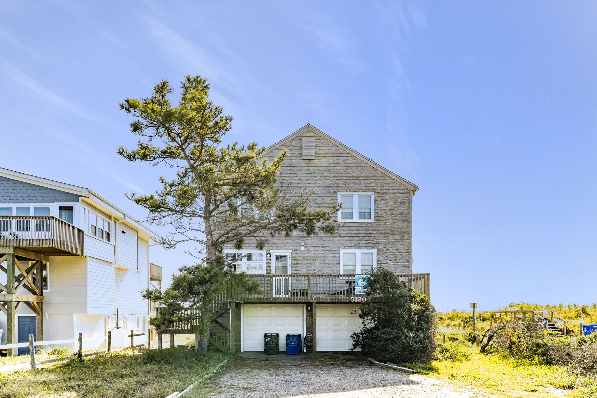 5129 W Beach Dr, Oak Island, NC 28465 Lindsay Fort Photography