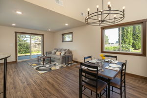 08-Dining Room