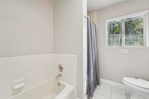 Encino Dr-S3101-035.jpg