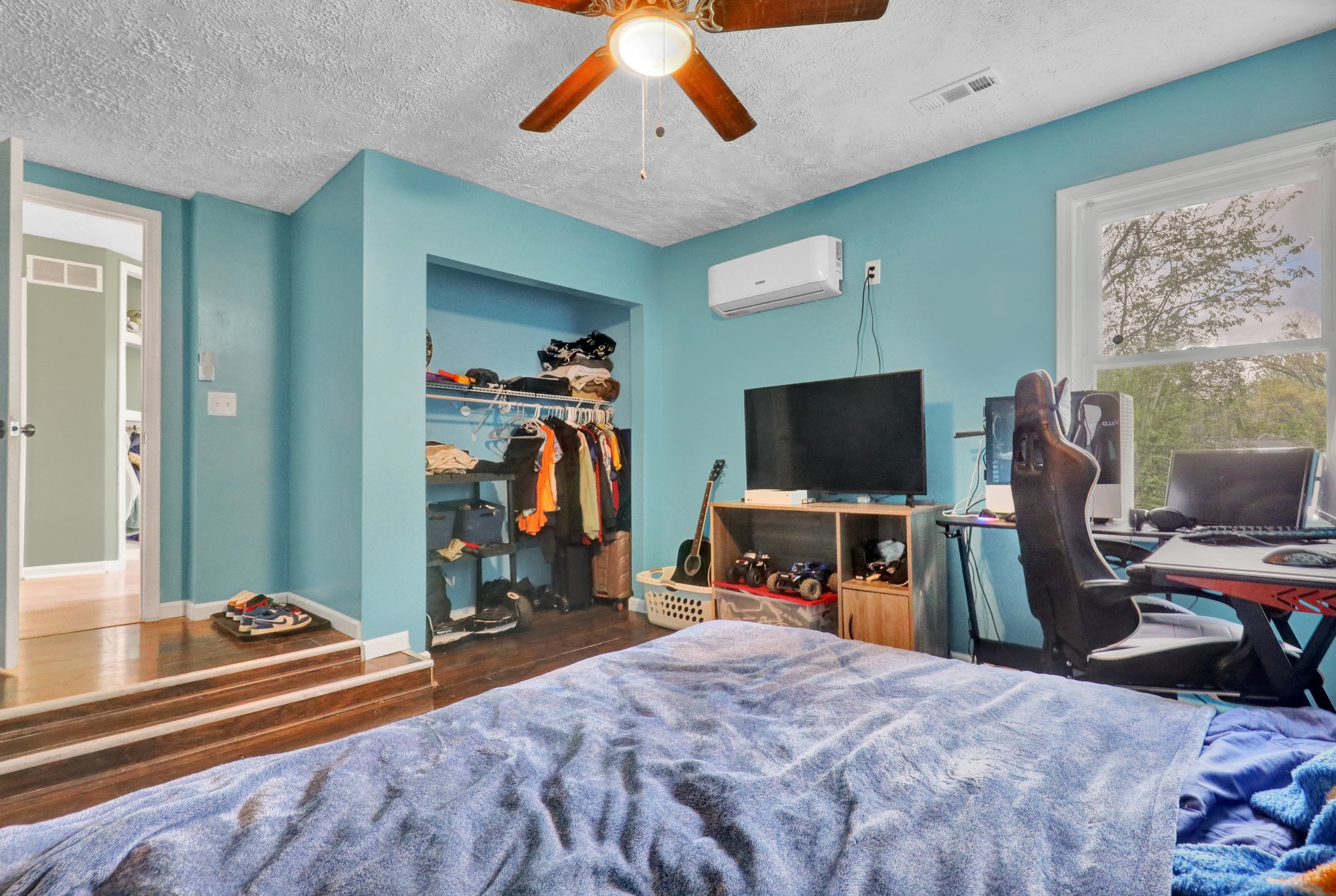 Photo 7