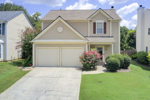 34 Aerial Exterior Front B w Driveway