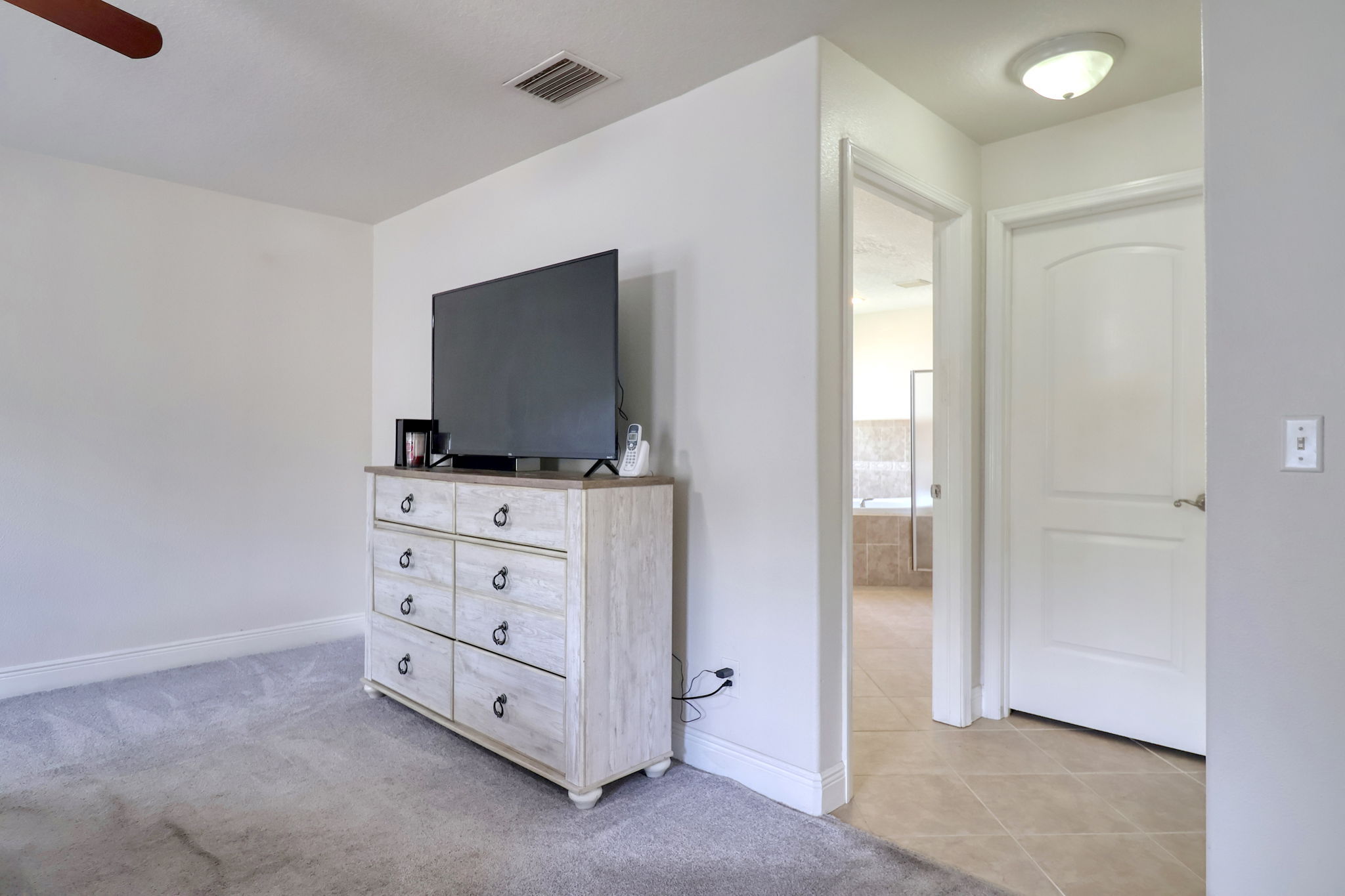 EnSuite Master Bathroom
