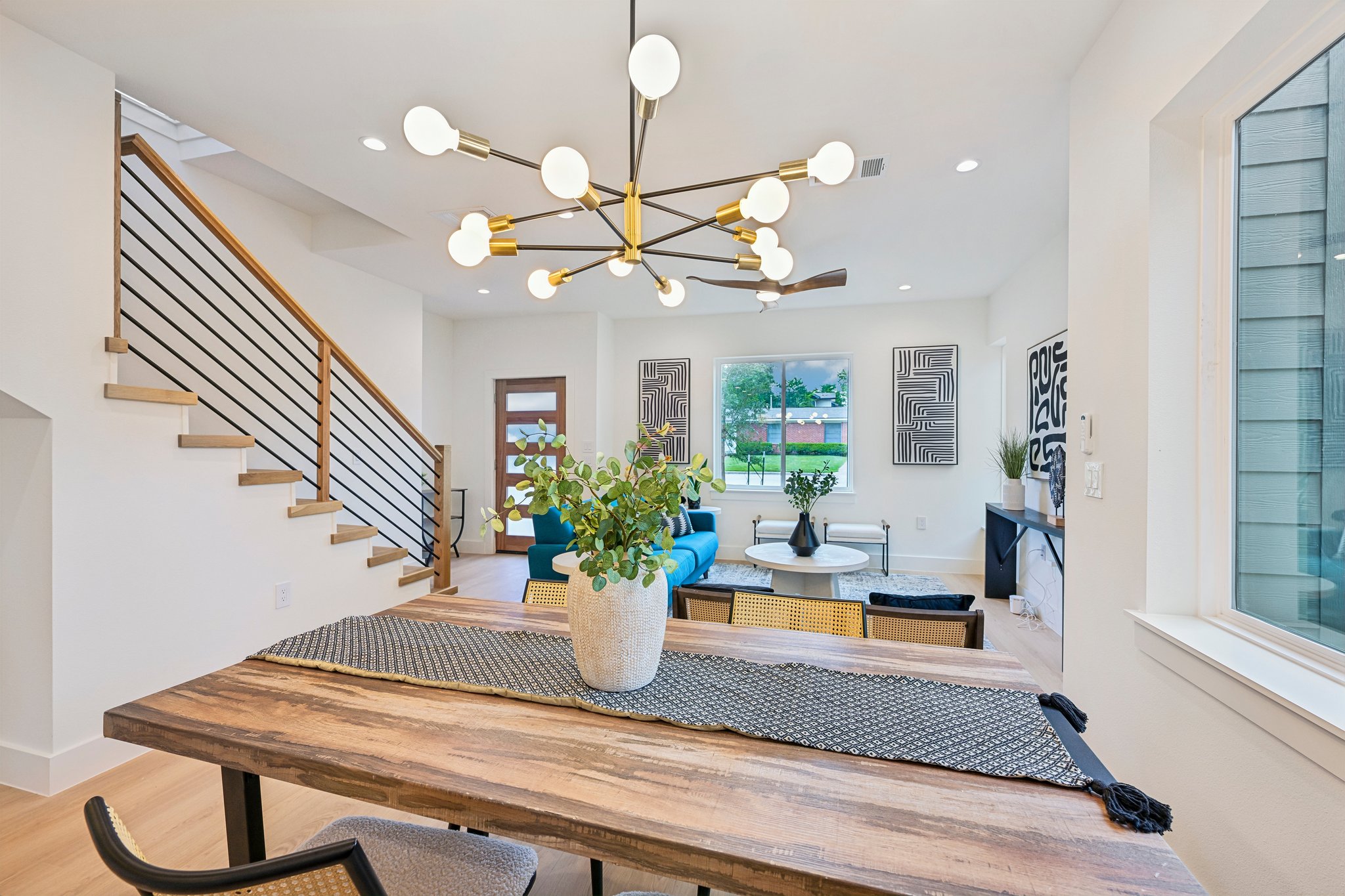 W Odell St unit a-S2406-014.jpg