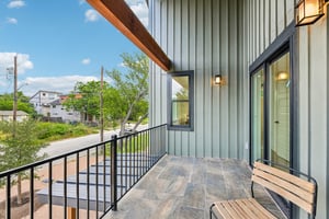 W Odell St unit a-S2406-007.jpg