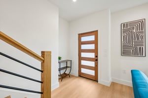 W Odell St unit a-S2406-008.jpg