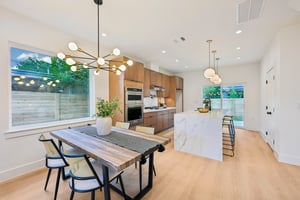W Odell St unit a-S2406-013.jpg
