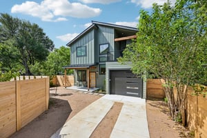 513 W Odell St UNIT B-S2406-004.jpg