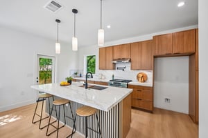 513 W Odell St UNIT B-S2406-012.jpg