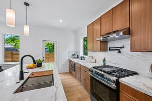 513 W Odell St UNIT B-S2406-015.jpg