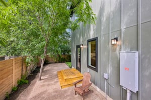 513 W Odell St UNIT B-S2406-036.jpg