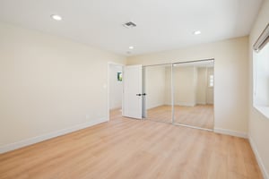 Campo Rd-0905-026.jpg