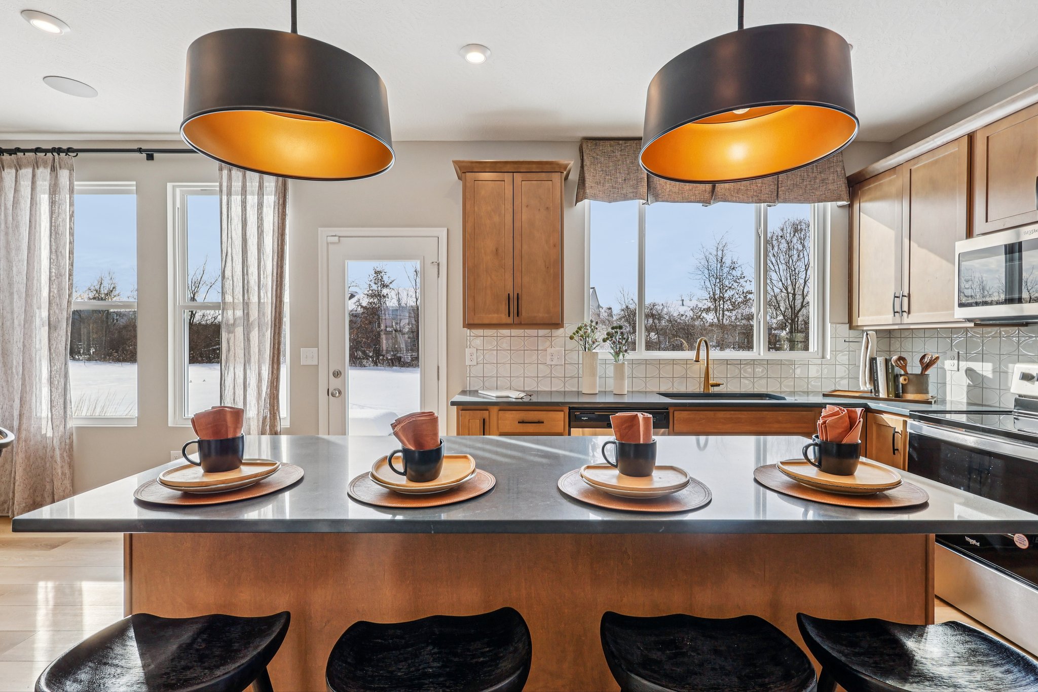 Highmeadow Pl-S3001-024.jpg