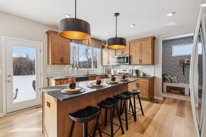 Highmeadow Pl-S3001-023.jpg