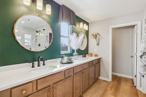Highmeadow Pl-S3001-044.jpg