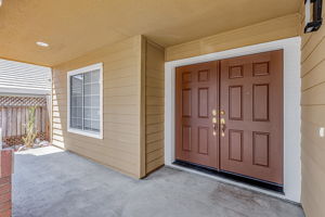 004_5132 Pioneer Way