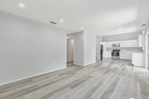 010_5132 Pioneer Way