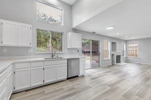 011_5132 Pioneer Way