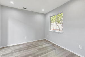 018_5132 Pioneer Way