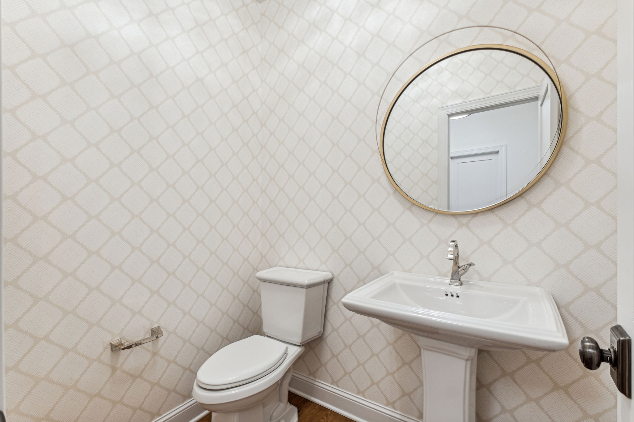 24_Interior