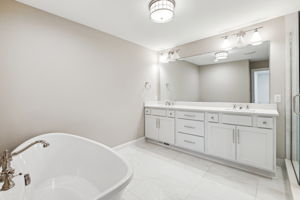 22_Interior