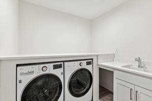 32_Interior