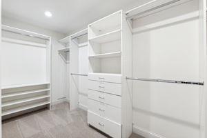 25_Interior