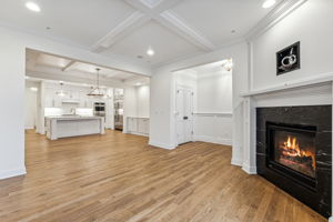 04_Interior