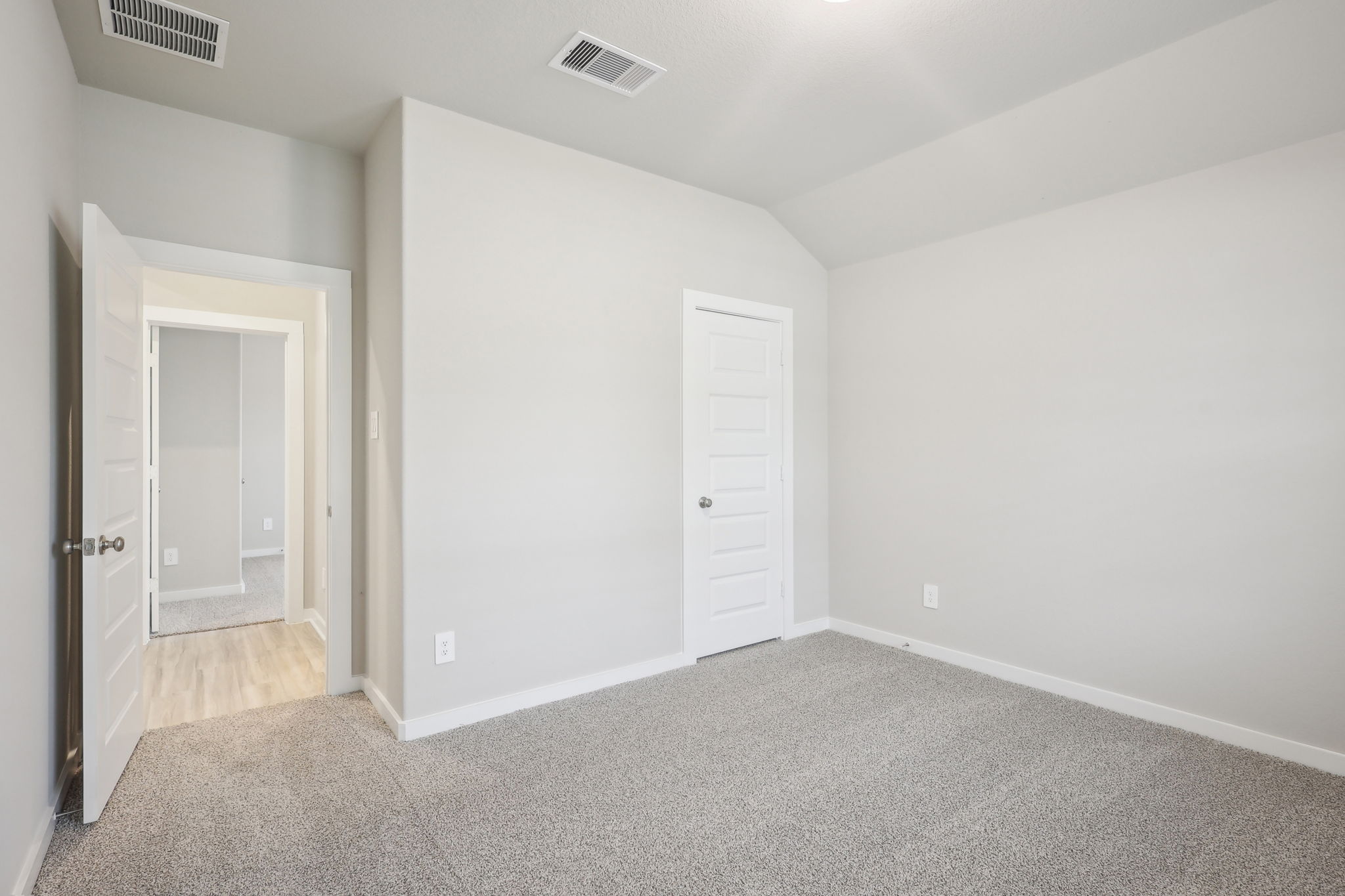 Houston - Massey Oaks - 5135 Magnolia Spgs Dr, Pearland, TX 77584 - 019