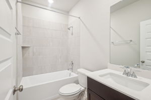 Houston - Massey Oaks - 5135 Magnolia Spgs Dr, Pearland, TX 77584 - 024