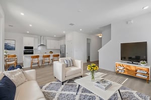 2Z2A9631 virtually staged.jpeg