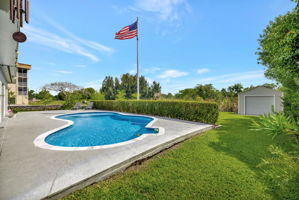  Photo 41