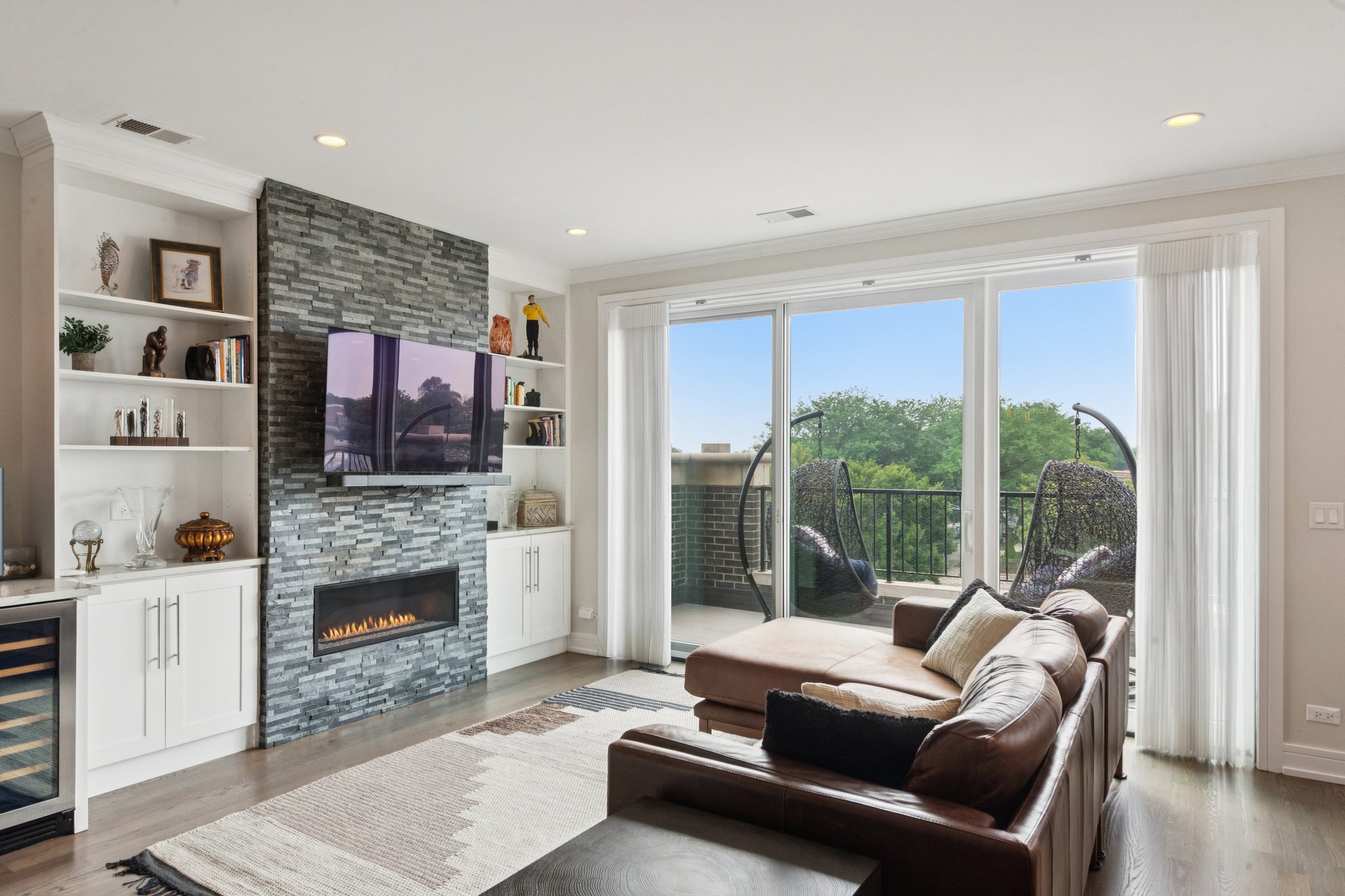 5137 N Lincoln Ave_002.jpg