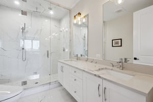 5137 N Lincoln Ave_022.jpg