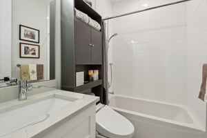 5137 N Lincoln Ave_028.jpg