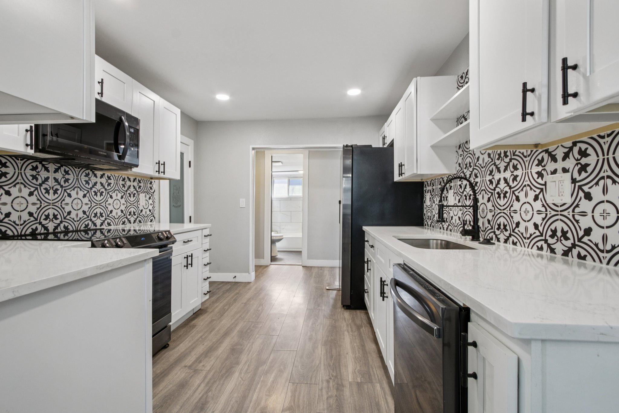 W 46th Ave-S0207-014.jpg
