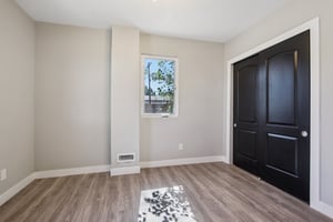 W 46th Ave-S0207-023.jpg