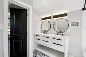 W 46th Ave-S0207-026.jpg