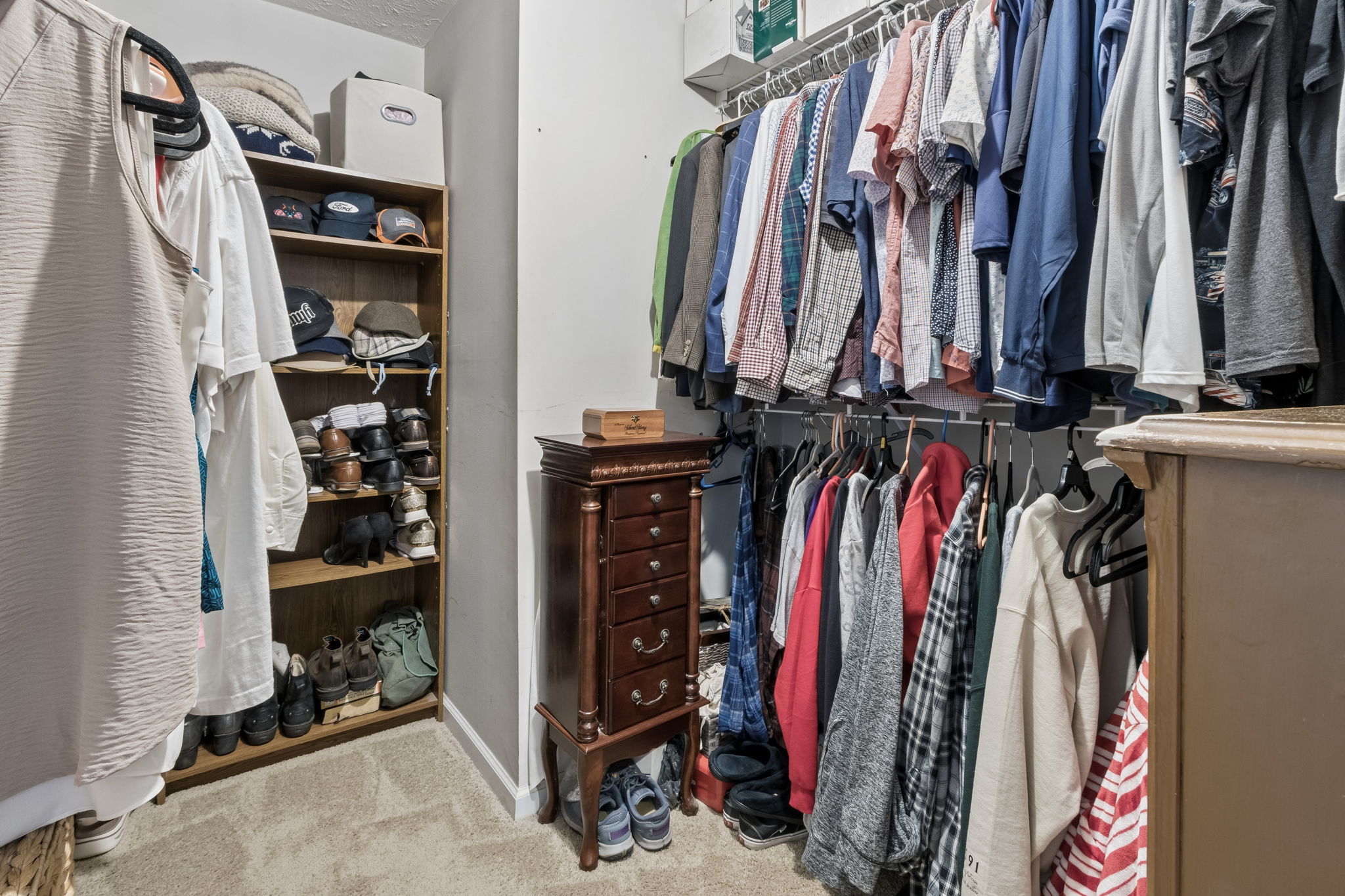 Primary Bedroom Closet