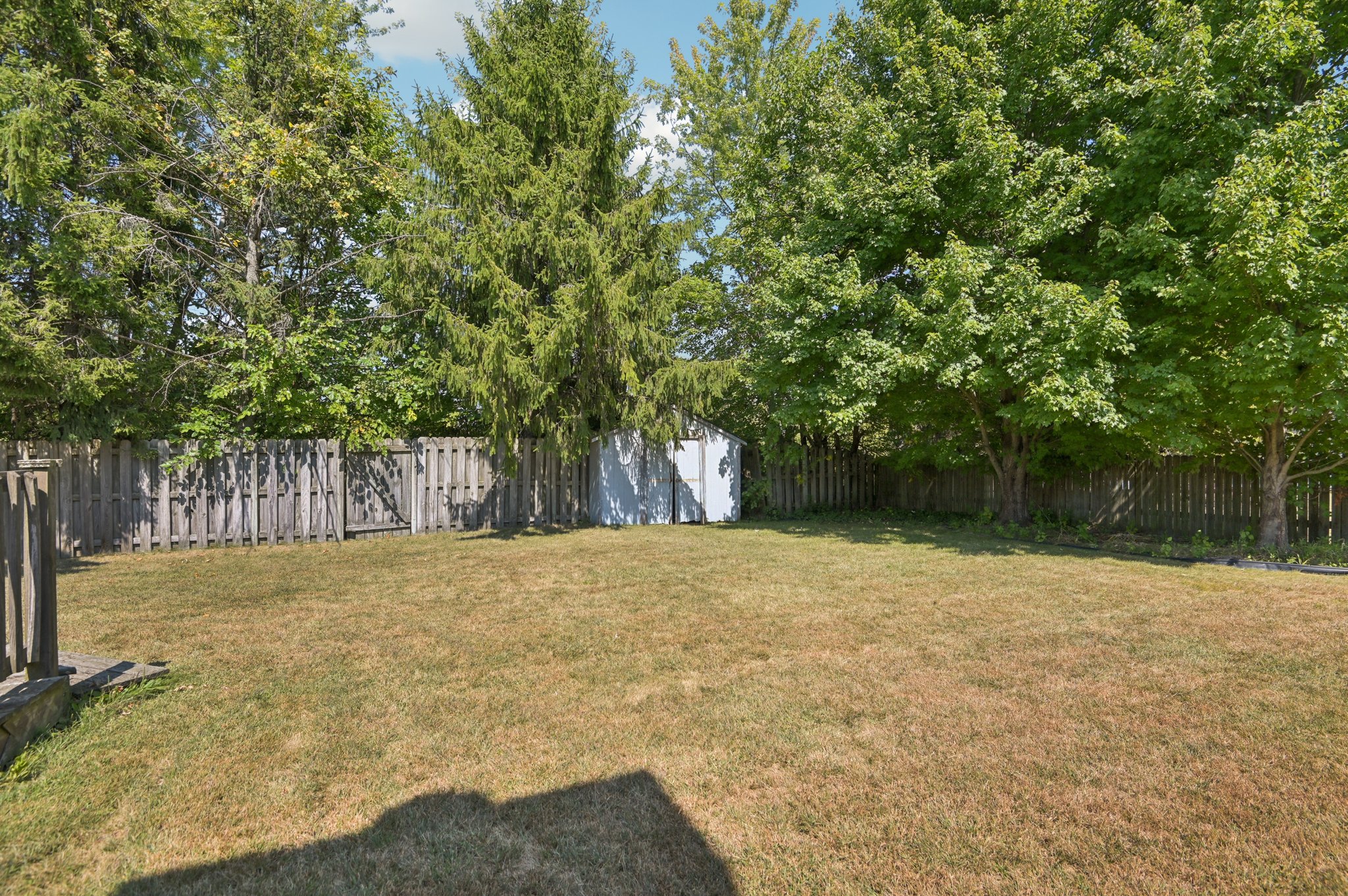 E Pine Ridge Dr-S1209-034.jpg