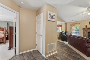 E Pine Ridge Dr-S1209-009.jpg