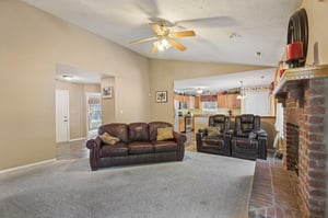 E Pine Ridge Dr-S1209-013.jpg