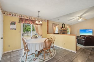 E Pine Ridge Dr-S1209-016.jpg