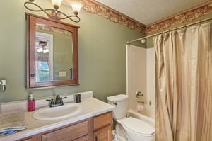 E Pine Ridge Dr-S1209-022.jpg