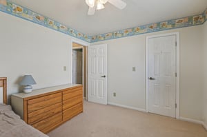 E Pine Ridge Dr-S1209-028.jpg