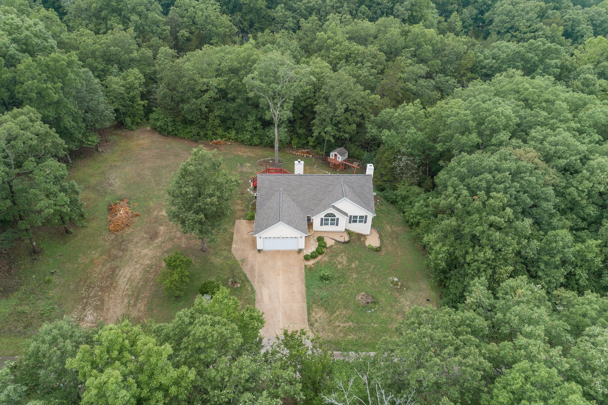017 - 514 Lexington Court Desoto MO.jpg