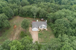 017 - 514 Lexington Court Desoto MO.jpg