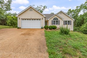 001 - 514 Lexington Court Desoto MO.jpg